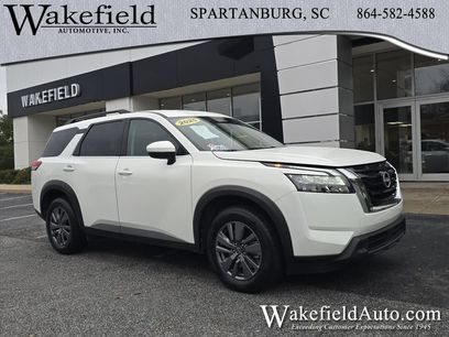 Used 2025 Nissan Pathfinder SV