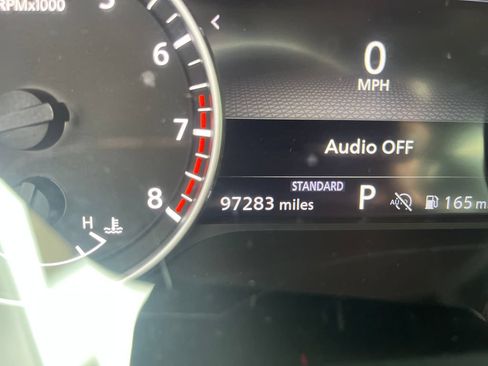 Used 2022 Nissan Pathfinder SV FWD image 18