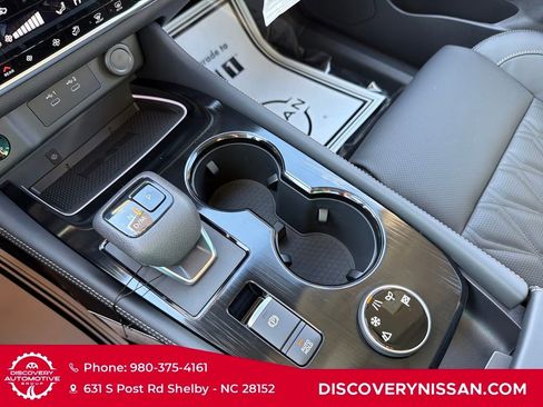 New 2026 Nissan Rogue Platinum w/ Tech Package AWD/4WD image 21