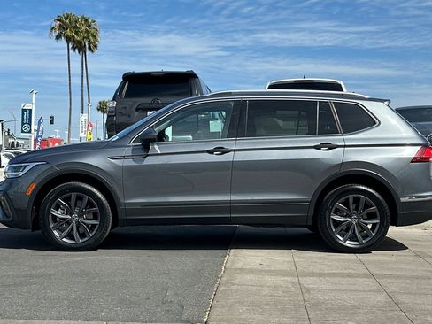 Used 2023 Volkswagen Tiguan SE FWD image 7