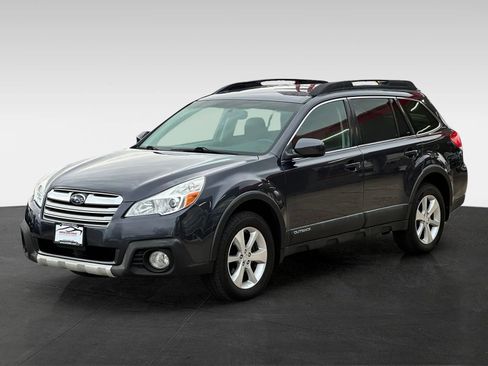 Used 2013 Subaru Outback 2.5i Limited image 3
