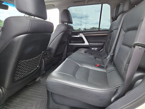 Used 2019 Toyota Land Cruiser AWD/4WD image 6