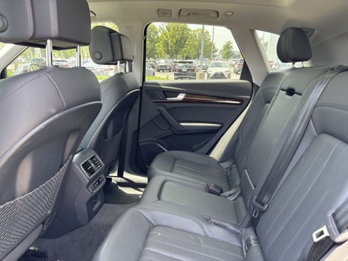 Used 2018 Audi Q5 2.0T Premium Plus w/ Premium Plus Package AWD/4WD image 33