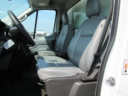 Used 2019 Ford Transit 350 156 DRW RWD image 25