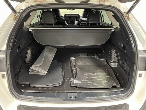 Used 2023 Subaru Outback Touring w/ Tech Package 3 AWD/4WD image 28