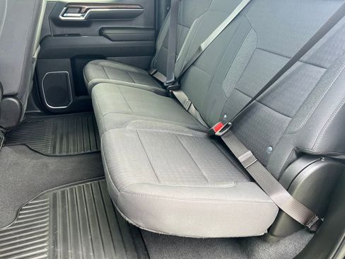 Used 2023 Chevrolet Silverado 1500 LT image 12