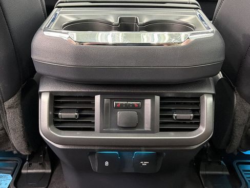 Used 2025 Ford F150 Lariat w/ Equipment Group 502A High AWD/4WD image 37