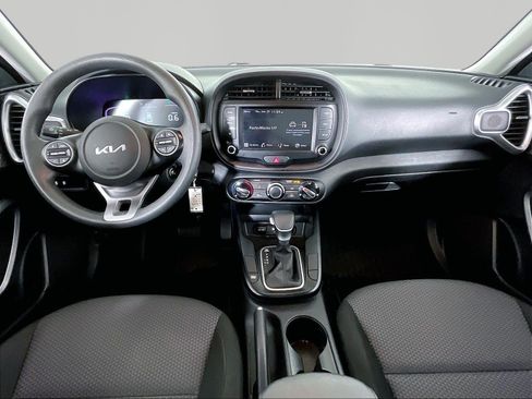 Used 2024 Kia Soul LX w/ Option Group 015 FWD image 7
