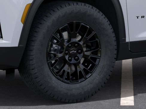 New 2027 Chevrolet Traverse Z71 AWD/4WD image 9