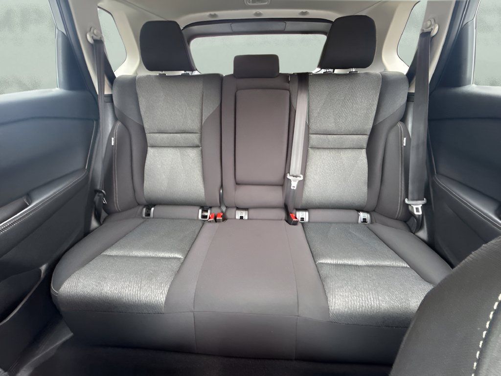 Used 2024 Nissan Rogue SV FWD image 10