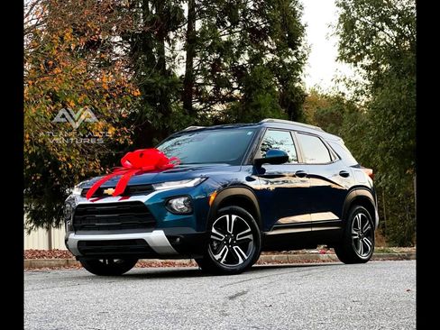 Used 2021 Chevrolet TrailBlazer LT w/ Convenience Package image 2