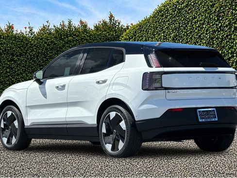 New 2026 Volvo EX30 Ultra w/ Climate Package AWD/4WD image 4