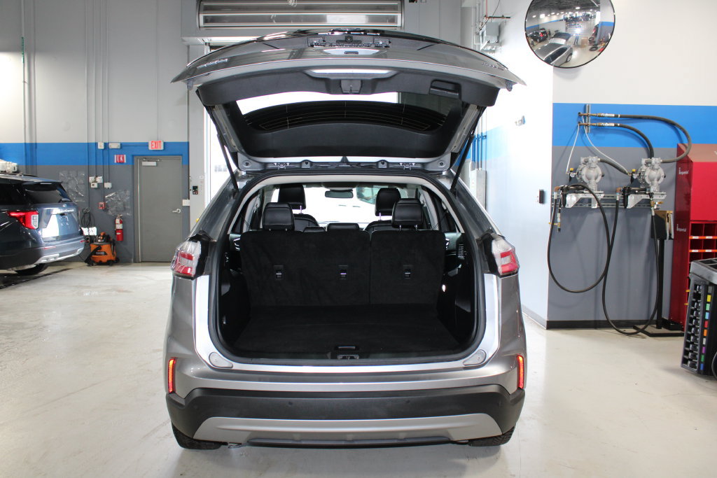 Used 2023 Ford Edge SEL AWD/4WD image 27