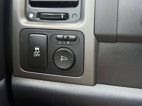 Used 2011 Honda CR-V LX image 8