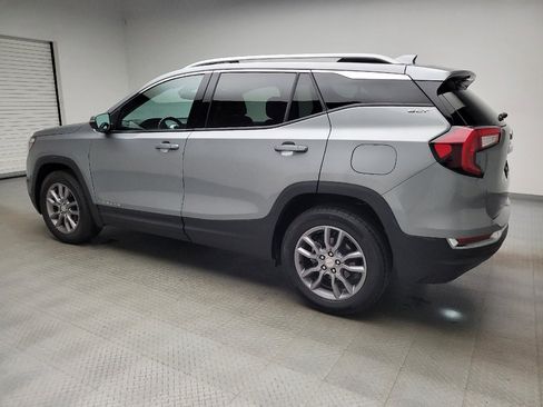 Used 2023 GMC Terrain SLT AWD/4WD image 3