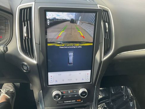 Used 2024 Ford Edge Titanium w/ Equipment Group 301A image 27