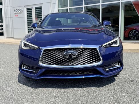 Used 2019 INFINITI Q60 3.0t Luxe w/ Essential Package AWD/4WD image 9