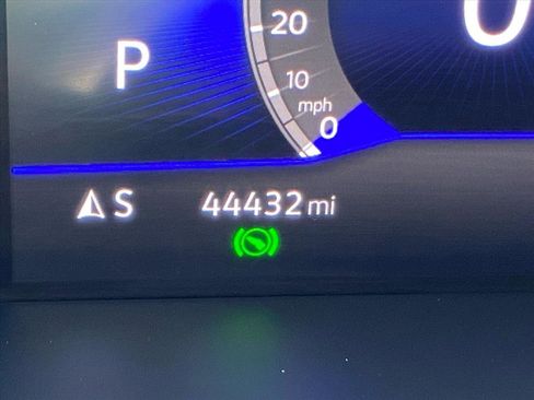 Certified 2022 Volkswagen Tiguan SE w/ Panoramic Sunroof Package image 13