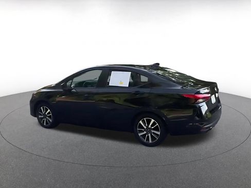 Used 2025 Nissan Versa SV FWD image 11
