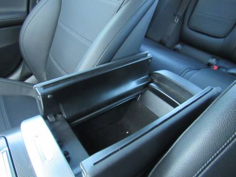 Used 2023 Mercedes-Benz C 300 Sedan image 51