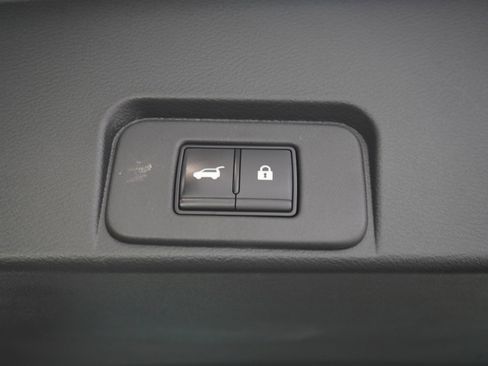 Used 2023 Nissan Rogue SV w/ SV Premium B Package AWD/4WD image 12