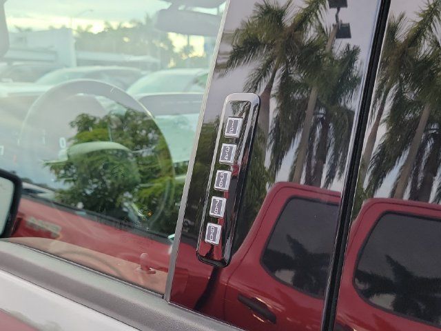 Used 2023 Ford F150 Lariat AWD/4WD image 10