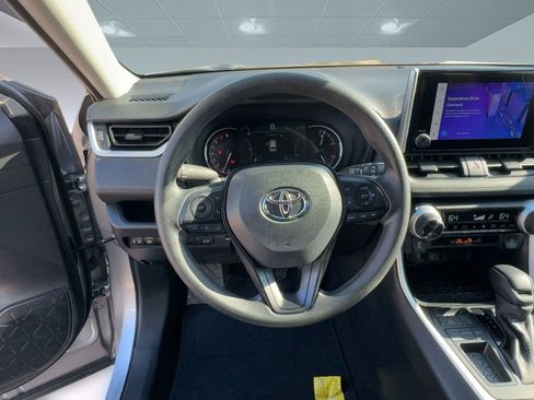 Used 2024 Toyota RAV4 XLE image 30