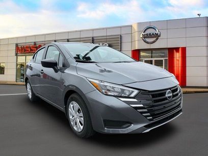 New 2025 Nissan Versa S w/ Trunk Package