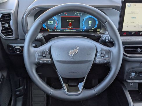 New 2025 Ford Bronco Sport Outer Banks w/ Outer Banks Tech Package+ AWD/4WD image 8