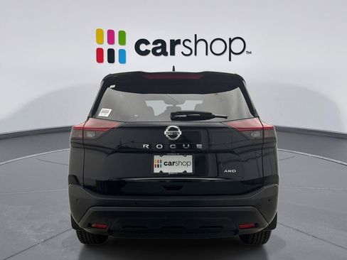 Used 2021 Nissan Rogue S image 4