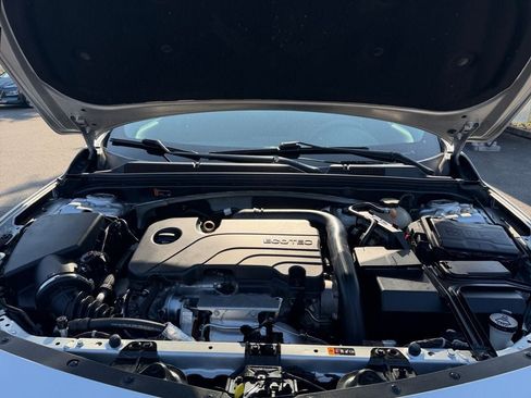 Used 2019 Chevrolet Malibu LT FWD image 29