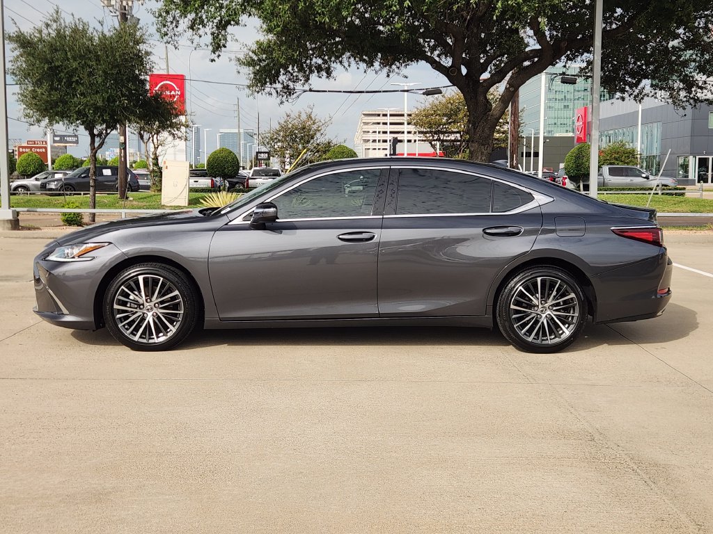 Certified 2025 Lexus ES 350 w/ Premium Package FWD image 4