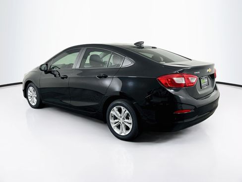 Used 2019 Chevrolet Cruze LS w/ LS Convenience Package FWD image 5