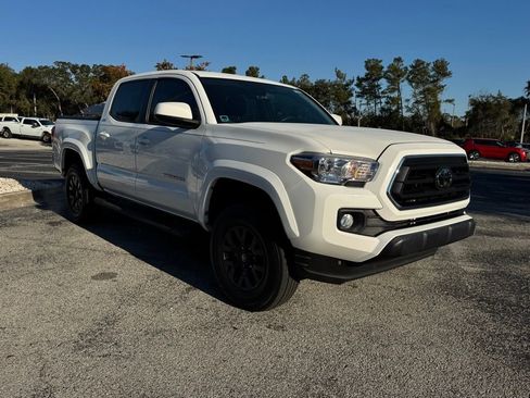 Used 2023 Toyota Tacoma SR5 image 8
