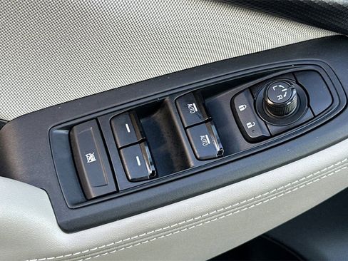 Used 2022 Subaru Forester Premium w/ Popular Package #2 image 12