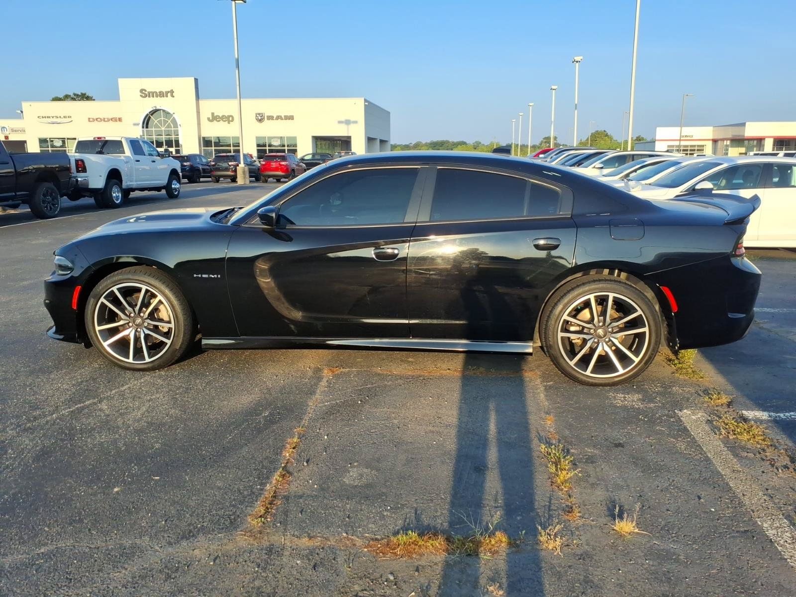 Used 2021 Dodge Charger R/T w/ Plus Group RWD image 3
