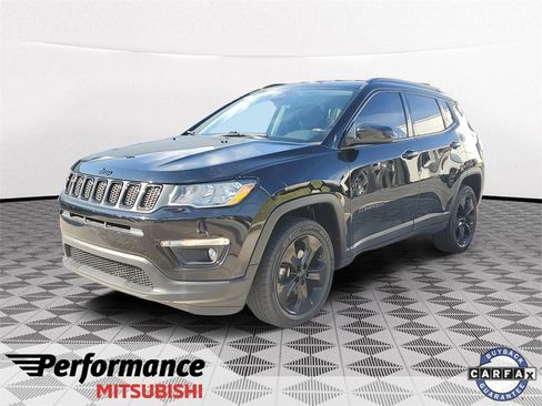 Used 2020 Jeep Compass Latitude image 3