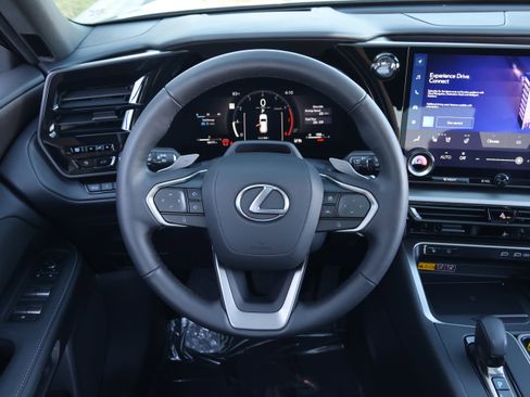 Used 2024 Lexus TX 350 AWD w/ Technology Package image 18