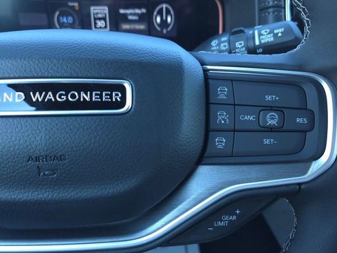 New 2026 Jeep Grand Wagoneer 4WD image 31