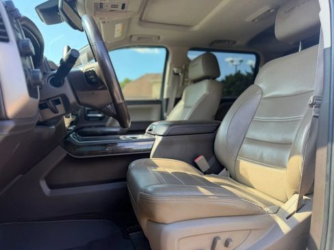 Used 2015 GMC Sierra 2500 Denali w/ Duramax Plus Package AWD/4WD image 5