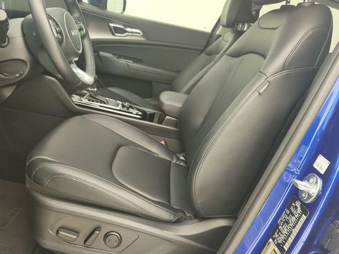 Used 2025 Kia Sportage SX FWD image 14