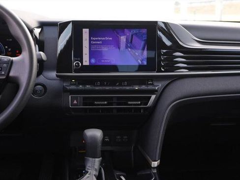 Certified 2025 Toyota Camry LE image 23