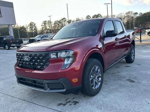 New 2025 Ford Maverick XLT w/ XLT Luxury Package image 3