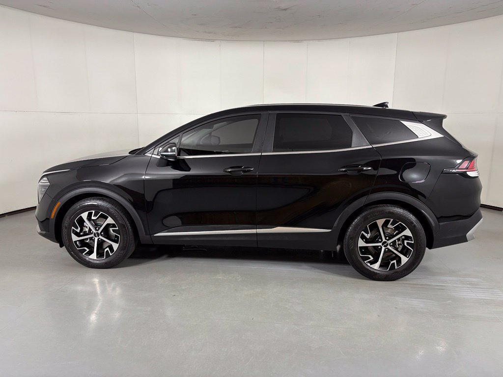 Used 2024 Kia Sportage EX FWD image 5