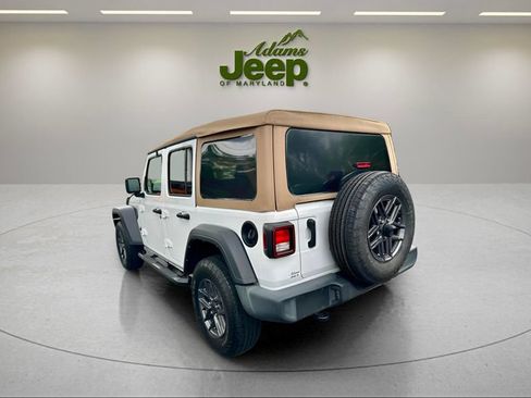 Used 2021 Jeep Wrangler Unlimited Sport AWD/4WD image 7