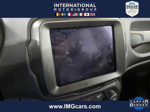 Used 2021 Jeep Renegade Limited w/ Sun & Sound Group image 22