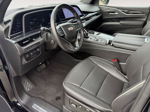 Used 2023 Cadillac Escalade Sport image 17