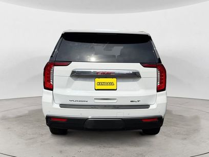 Used 2023 GMC Yukon SLT w/ SLT Luxury Package