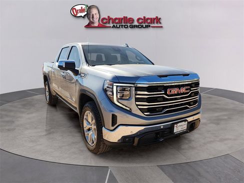 Used 2023 GMC Sierra 1500 SLT image 7