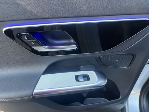 New 2025 Mercedes-Benz GLC 350e 4MATIC image 12